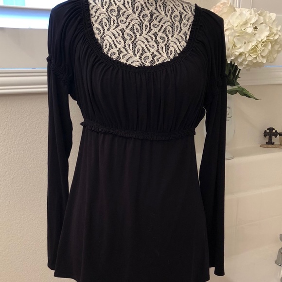 Tops - Beautiful Black Blouse 🖤 Tops - Beautiful Black Blouse 🖤